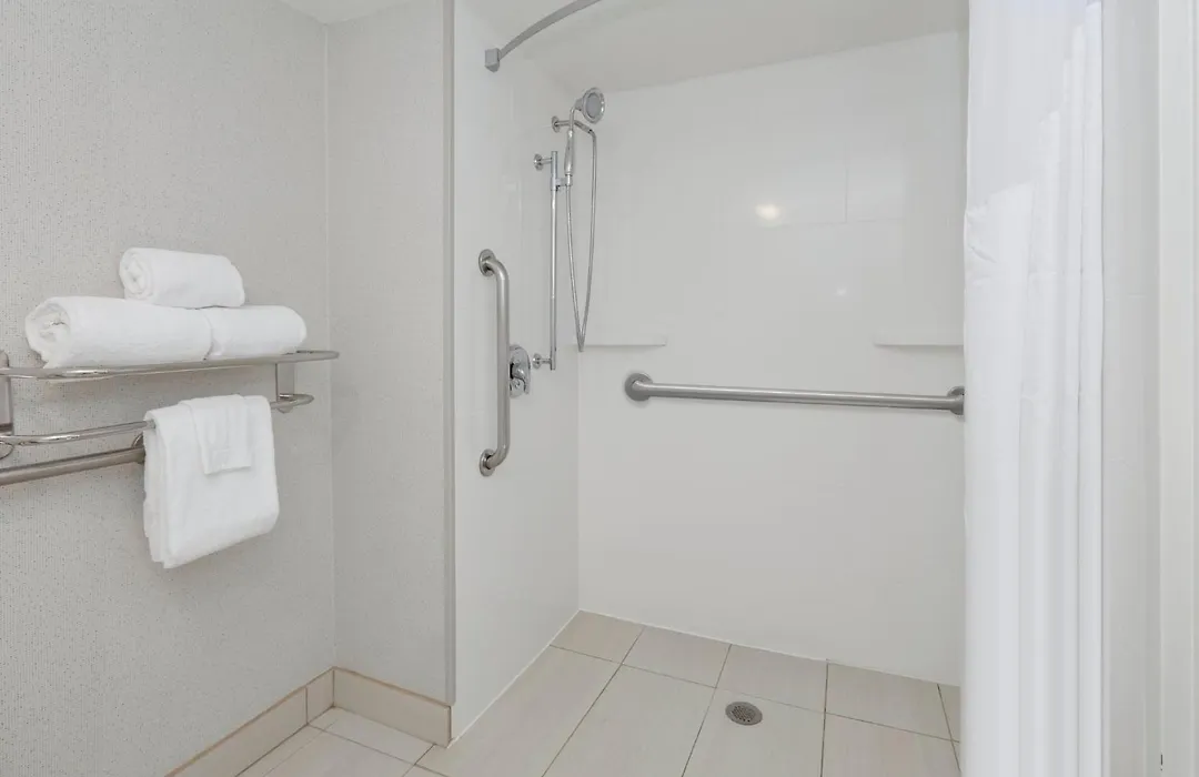 Holiday Inn Express & Suites Irving Conv Ctr - Las Colinas By Ihg-1
